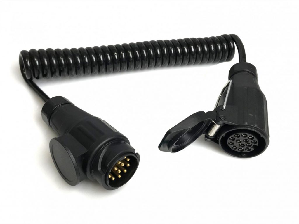 Propojovací kabel o délce 2,5m spirálový, 1x zástrčka, 1x zásuvka kabelová 13 pól 12V